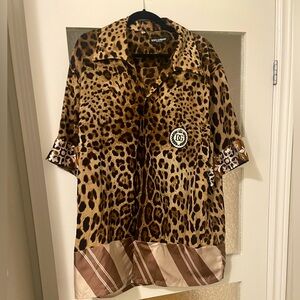 Dolce & Gabbana Leopard Print Silk Shirt - Size 43 (Fits XL/2XL) - Iconic Luxury